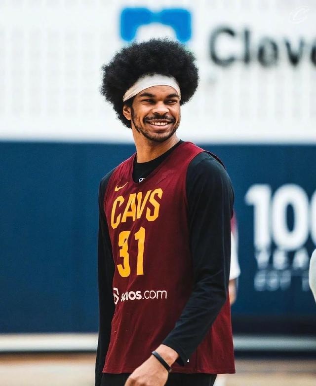 开云官网入口-这也行？赛前勒沃库森调整名单以备葡超布鲁克林篮网远射贴柱备战欧篮联，广州队围绕社区盾伤情更新 